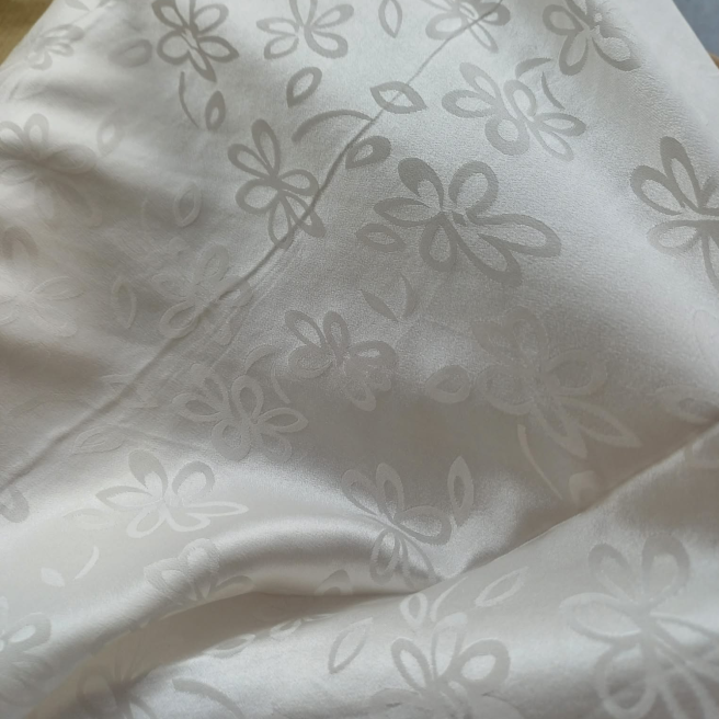 Crêpe Satin 12 Jacquard Pure soie - Au mètre