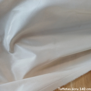 taffetas de soie blanc